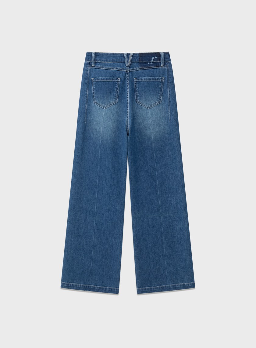 經典直筒微喇叭牛仔褲