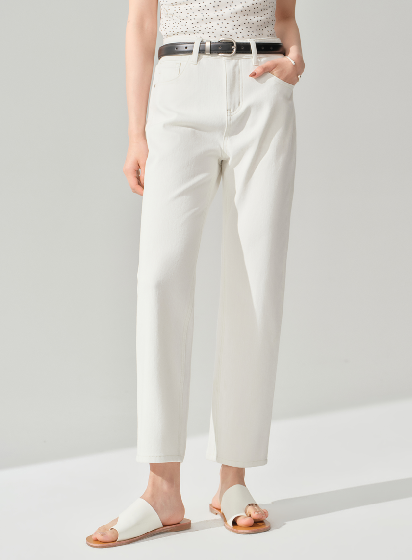 中高腰九分直筒牛仔褲