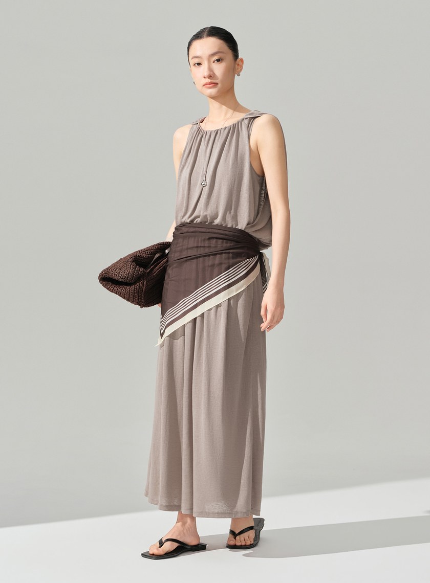 優雅垂墜收腰洋裝