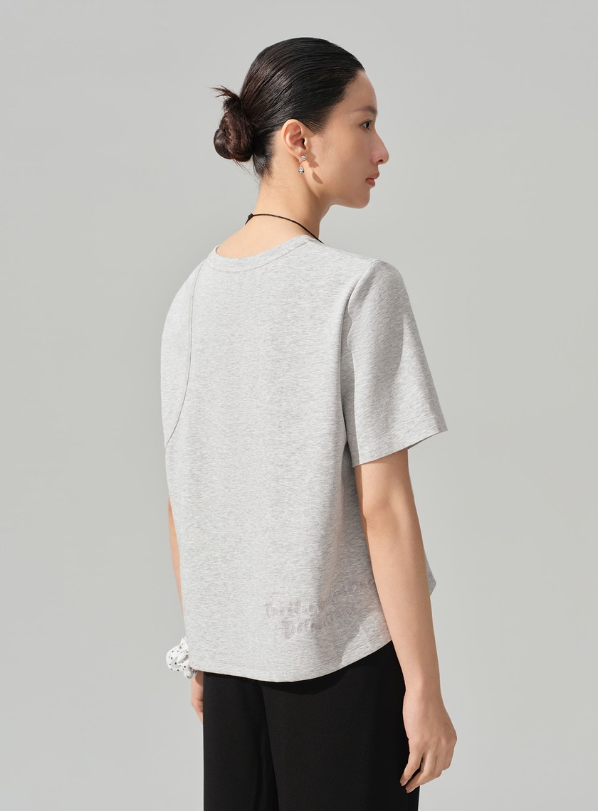 DISNEY｜刺繡短版上衣