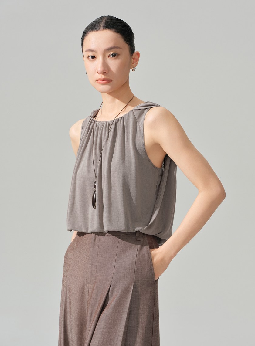 優雅垂墜收腰上衣