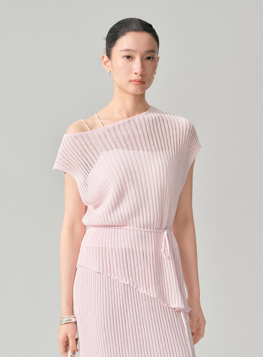 慵懶不對稱斜肩繫帶上衣