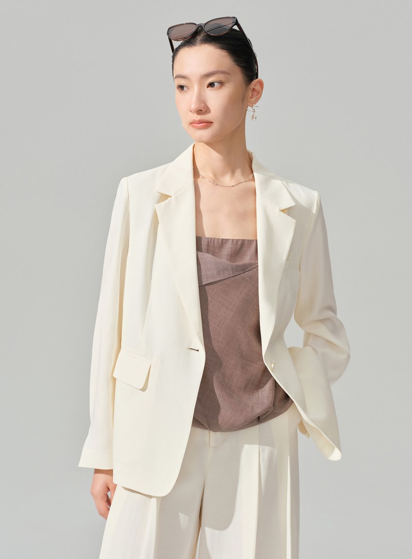 垂墜感不對稱西裝外套