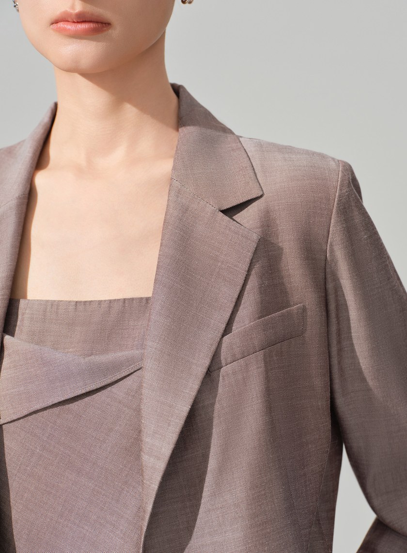 垂墜感不對稱西裝外套