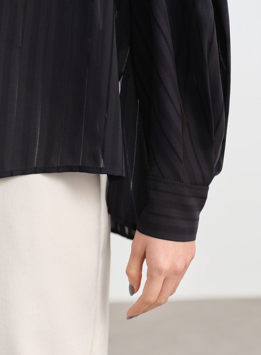 細緻直條肌理襯衫