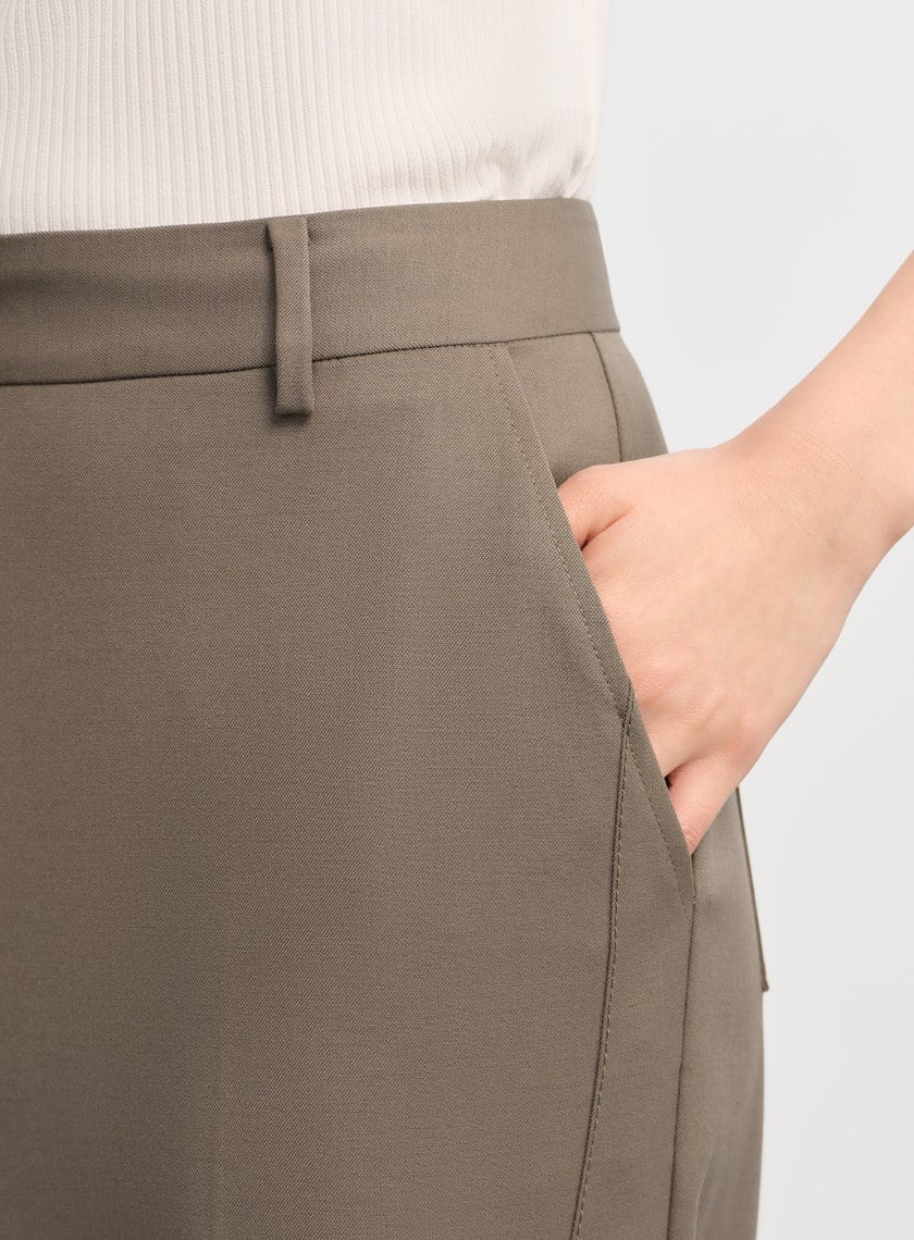 DISNEY｜不對稱立體剪裁西褲