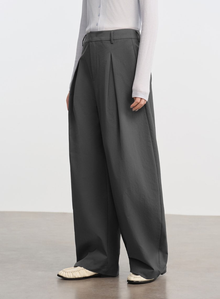 率性廓型彎刀褲