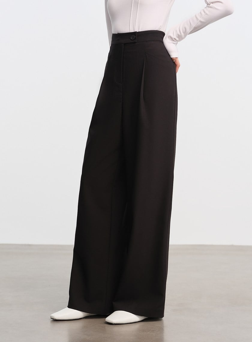 經典打摺修身西裝褲