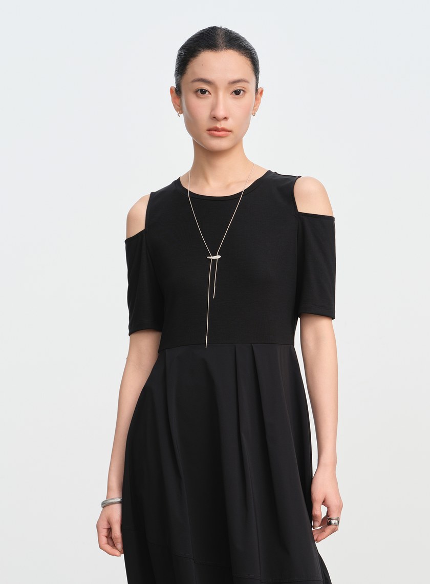 優雅露肩拼接洋裝