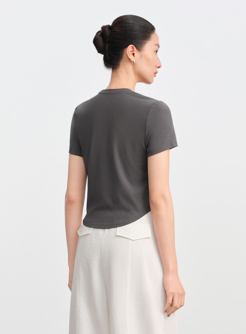 魚骨短版修身上衣