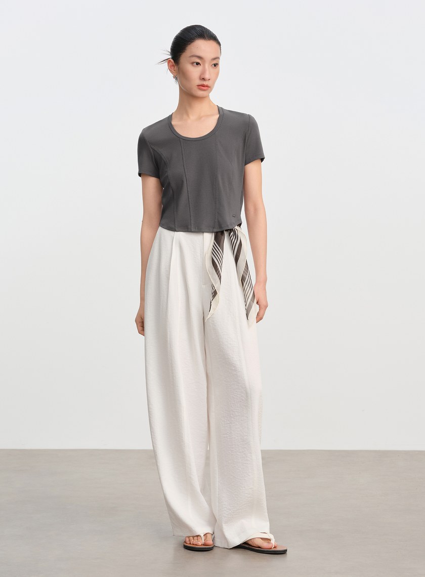 魚骨短版修身上衣