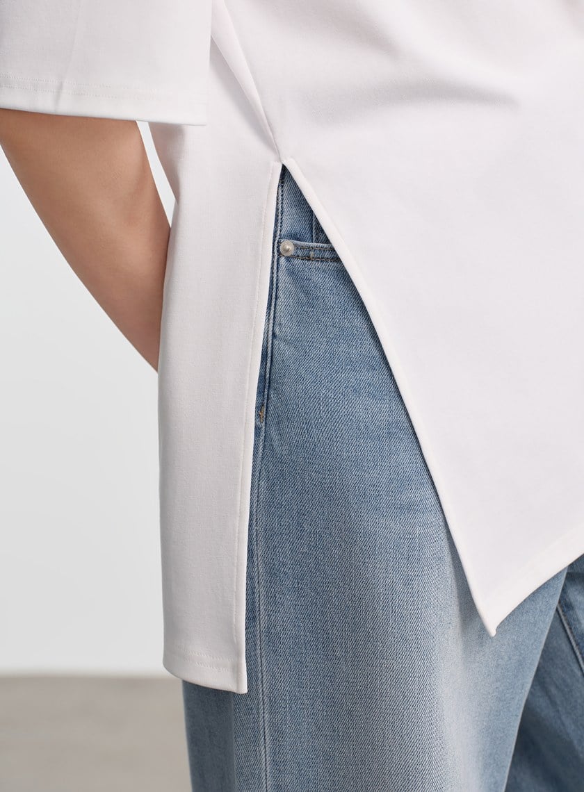 慵懶親膚胸針上衣