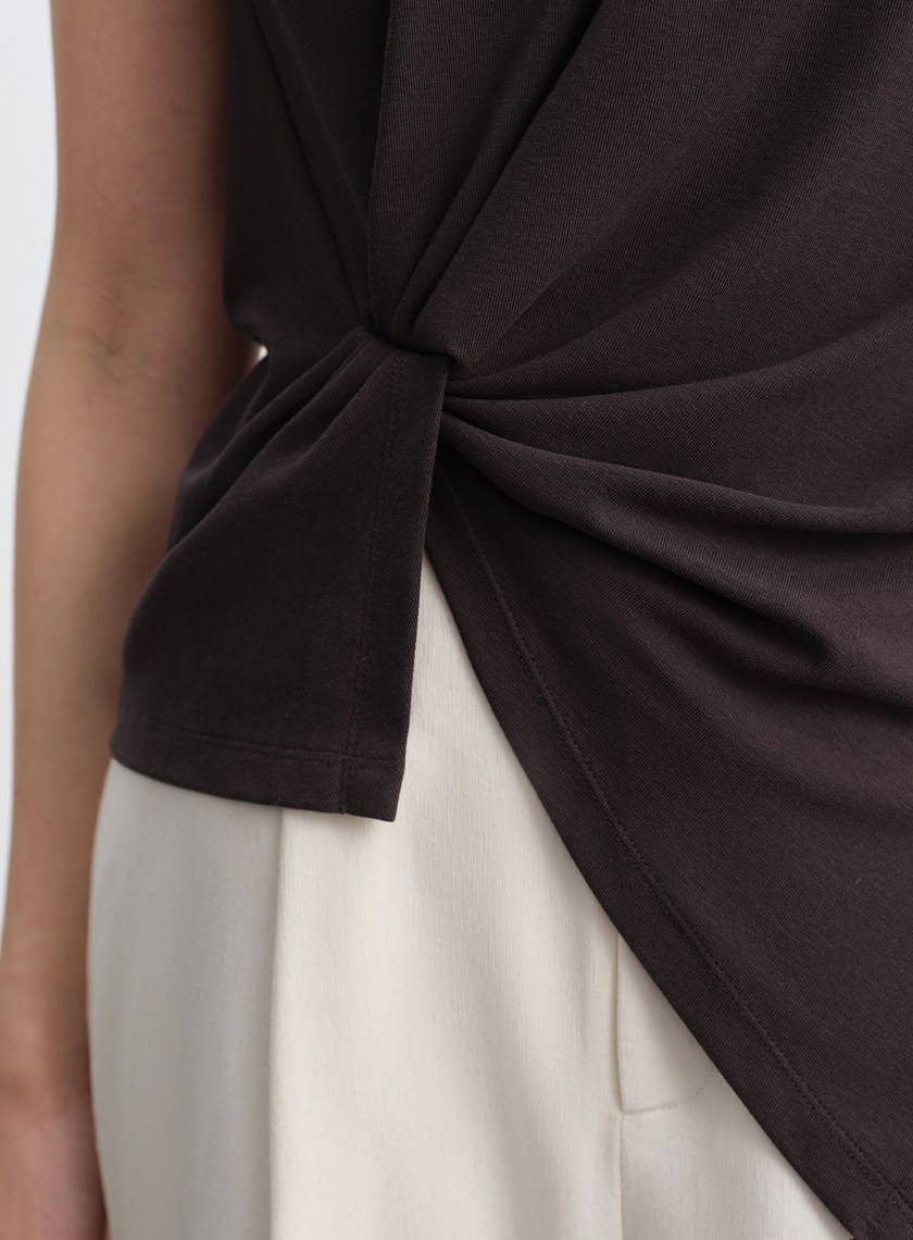 不對稱扭結短袖