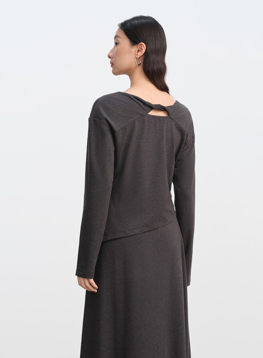 慵懶一字領針織上衣