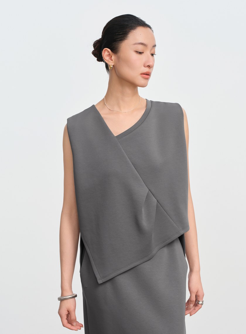 空氣層不對稱下擺無袖上衣