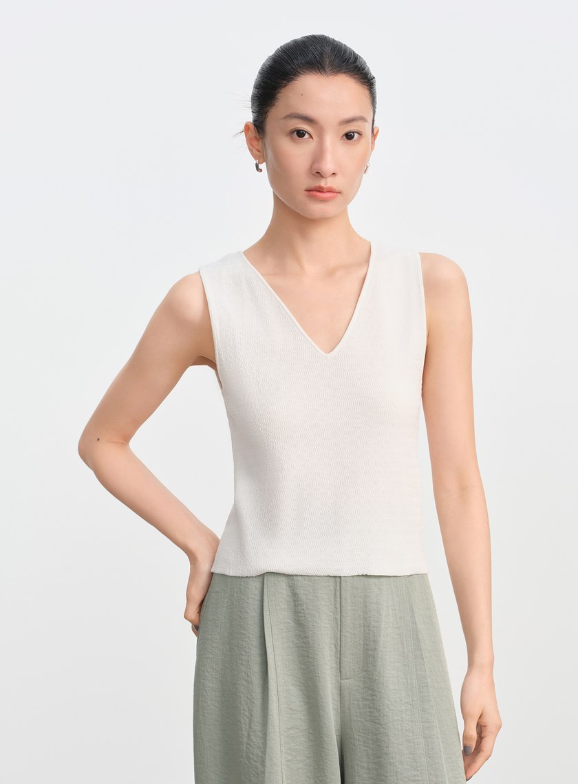 純棉立體緹花V領背心