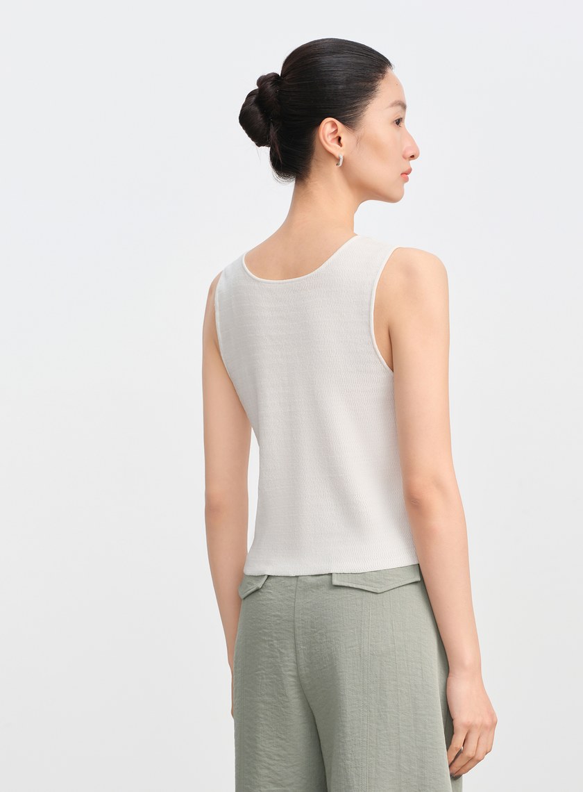 純棉立體緹花V領背心