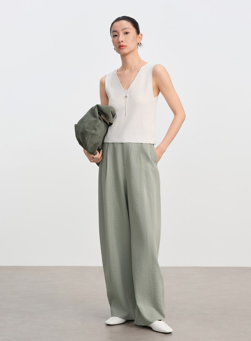 純棉立體緹花V領背心