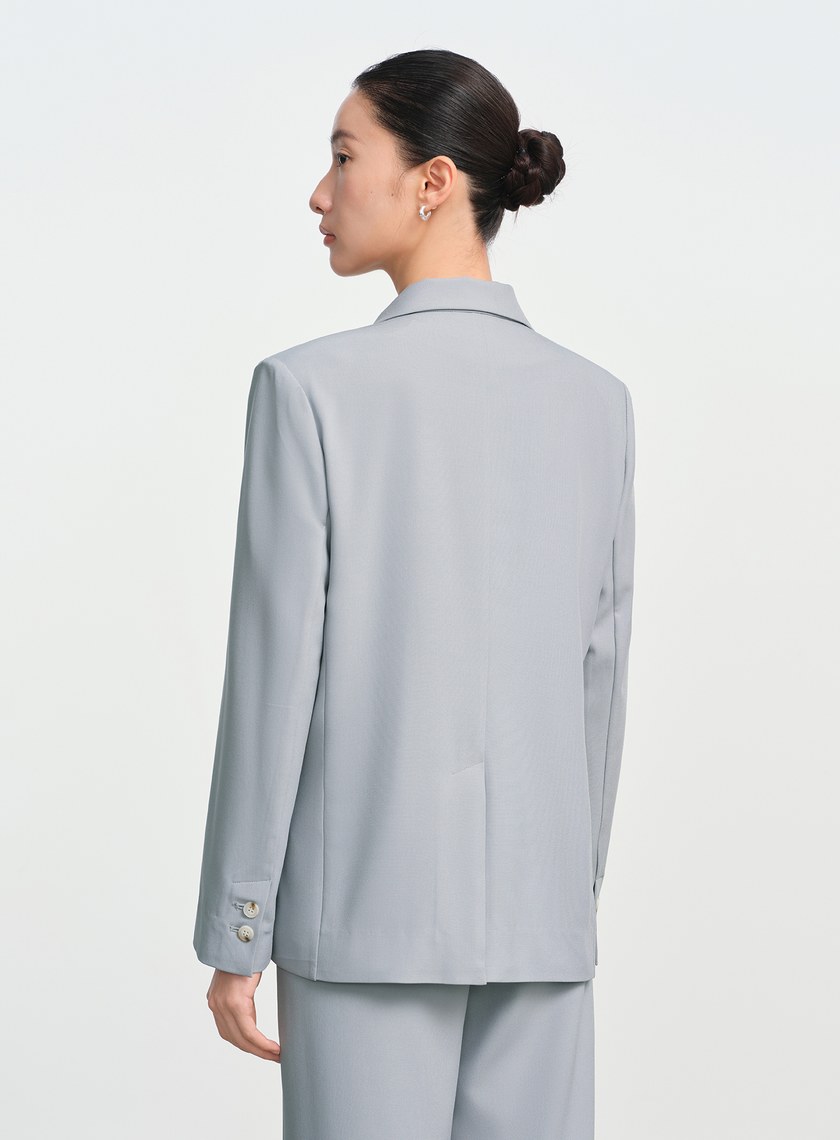 俐落抗皺單扣西裝外套