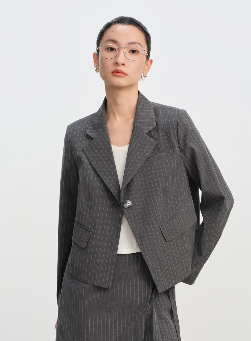 經典不對稱短版西裝外套