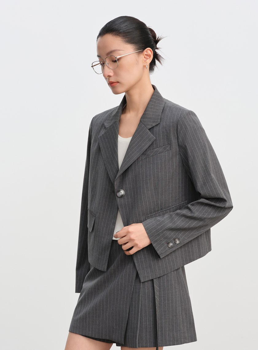 經典不對稱短版西裝外套