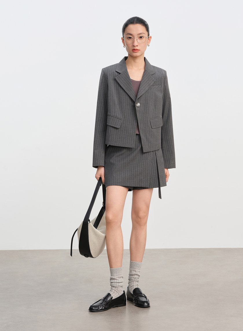 經典不對稱短版西裝外套