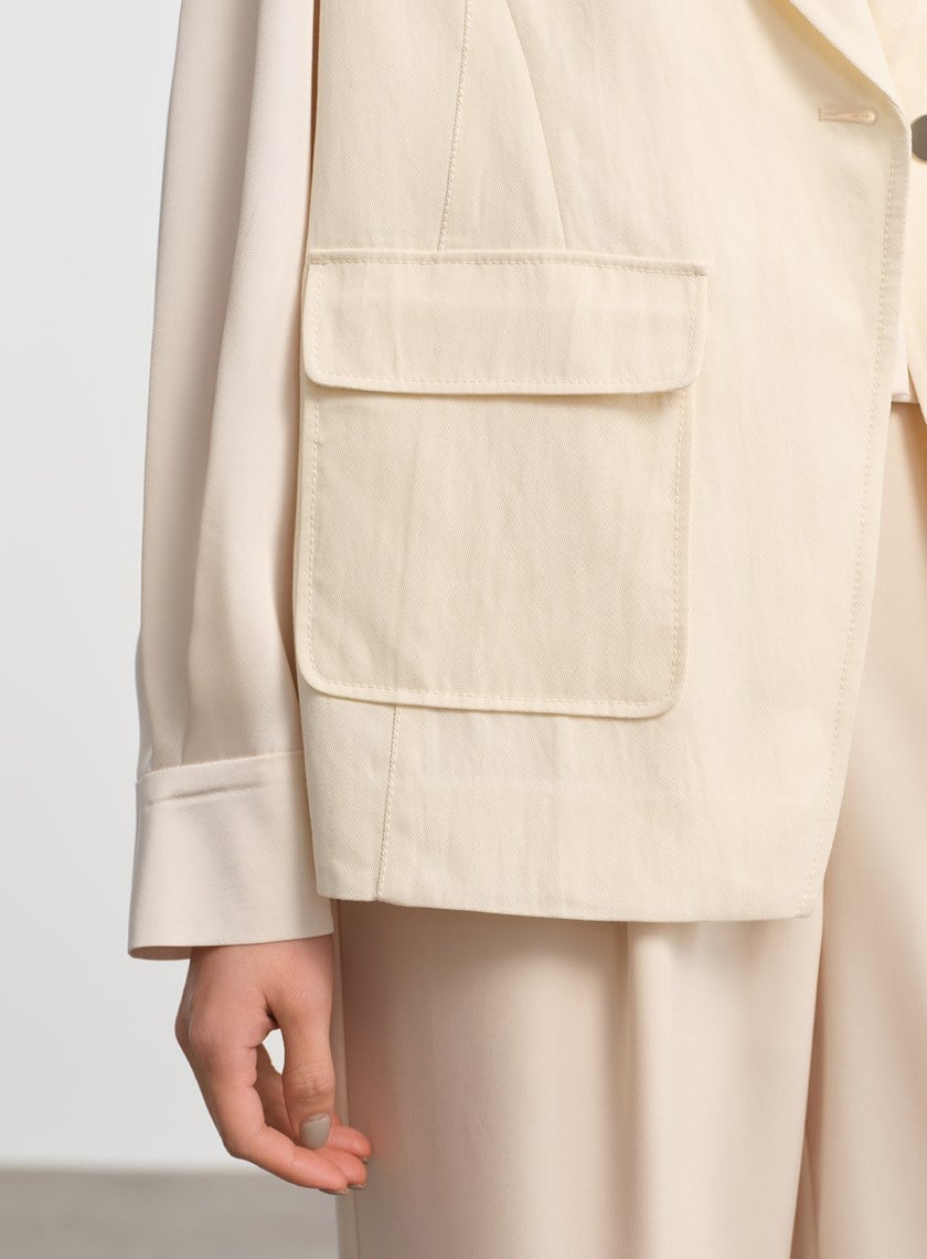 不對稱立體剪裁馬甲