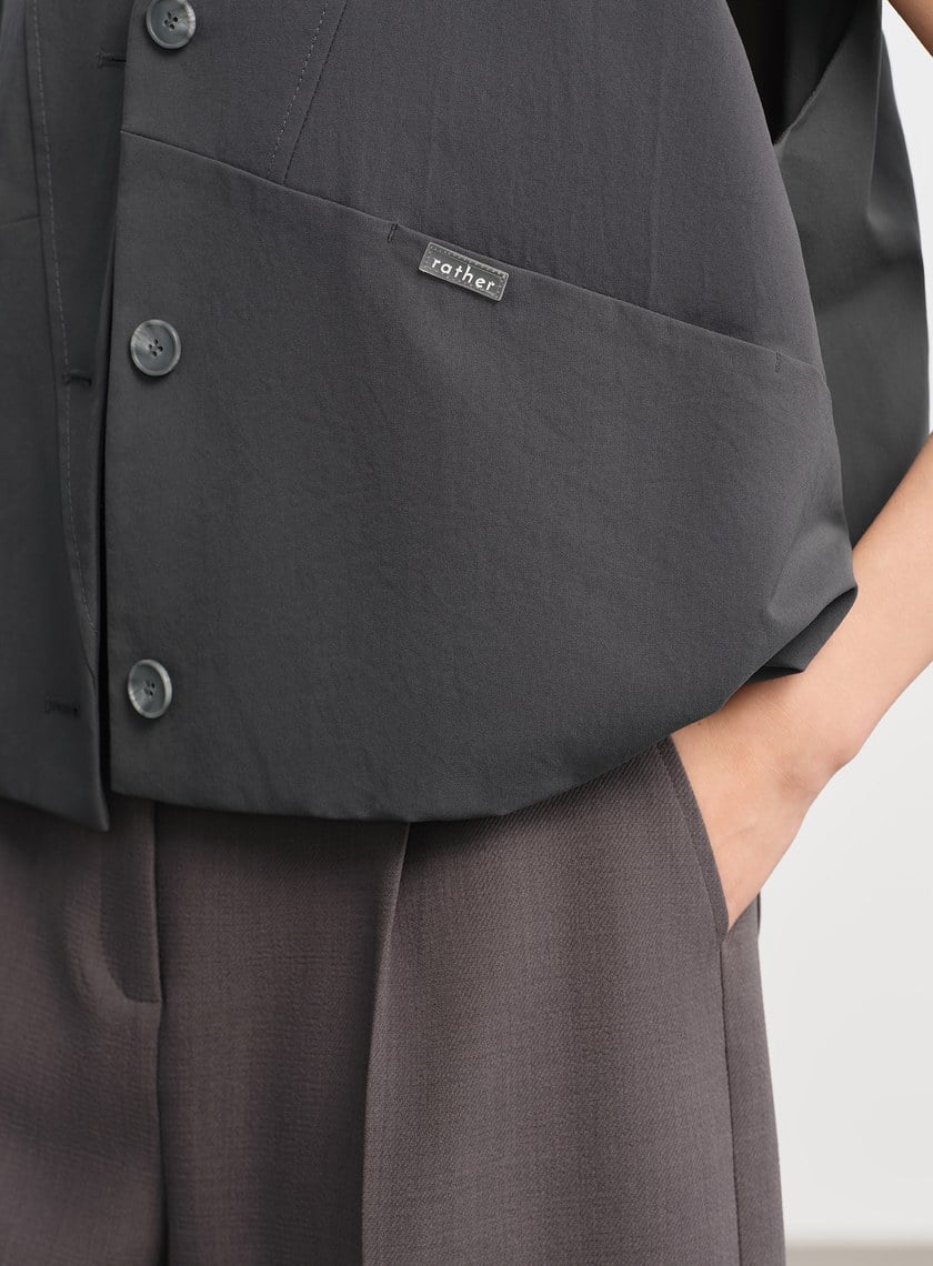 率性立體抽褶背心