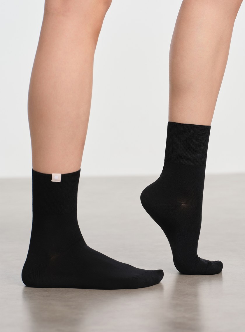 蠶絲莫代爾中筒襪