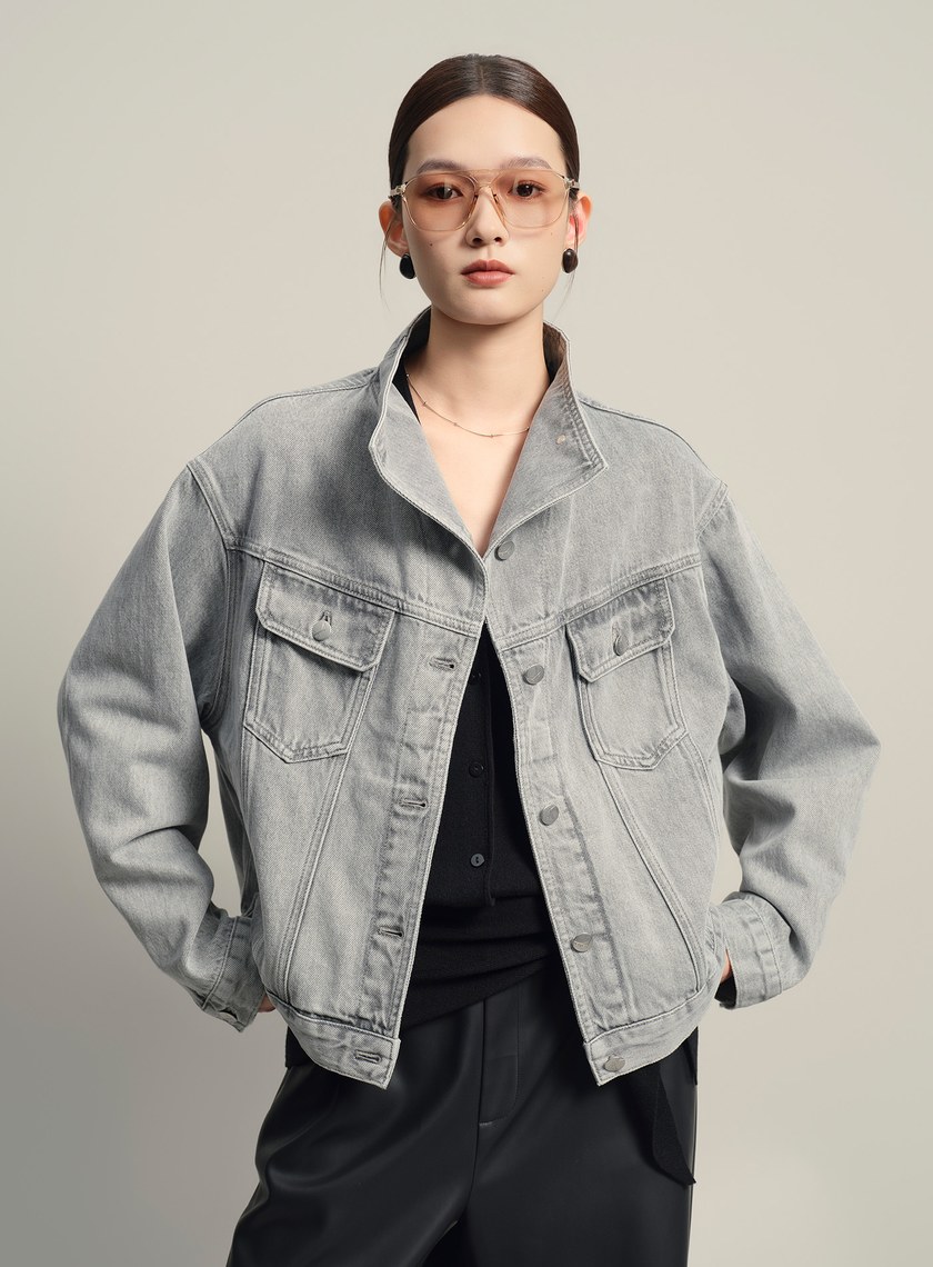 Leland Lee藝術家聯名-刺繡立領復古牛仔外套