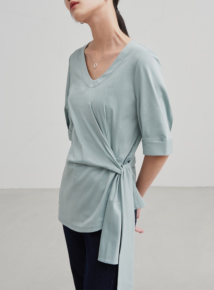 V領不規則剪裁短袖上衣