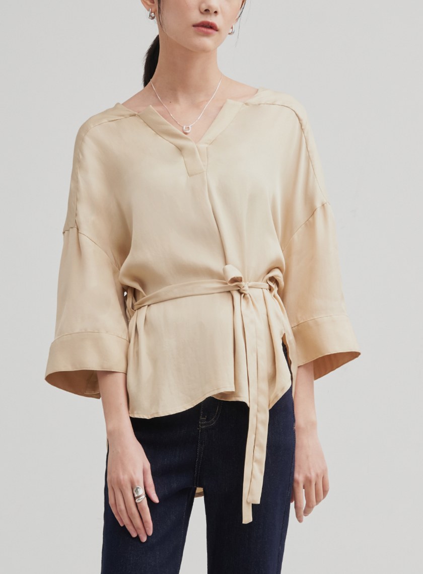 休閒V領寬袖綁帶上衣