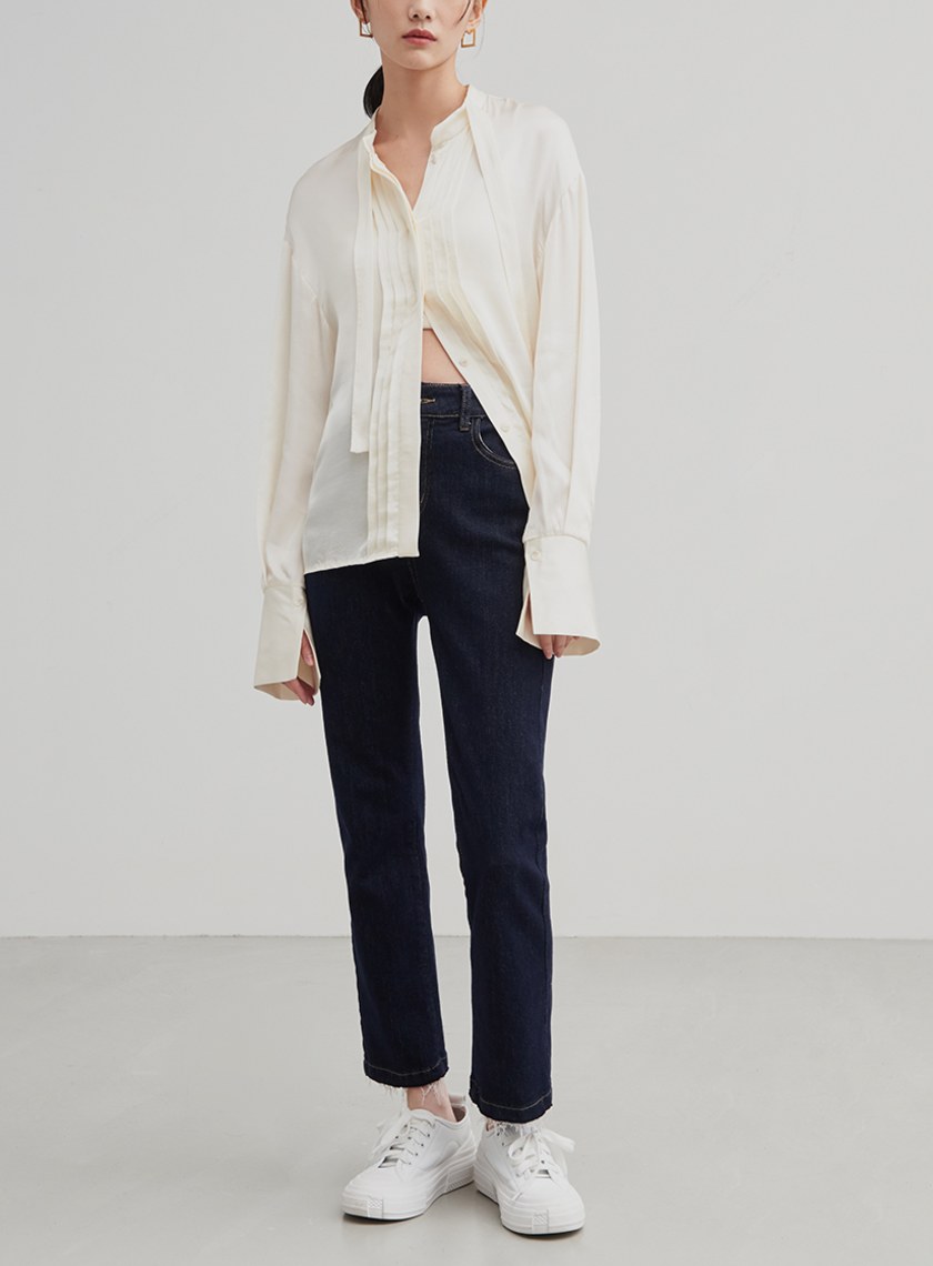 光澤感飄帶打摺襯衫