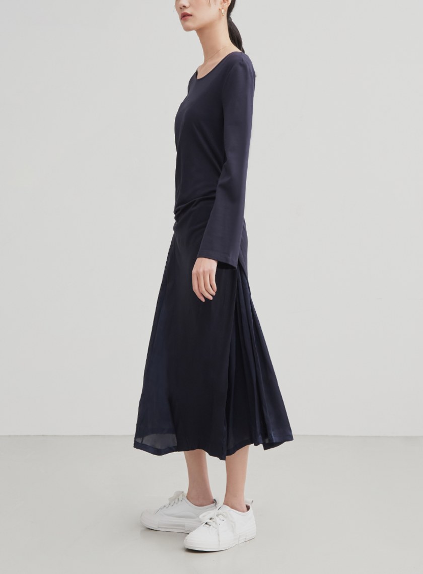 異材質拼接打摺洋裝