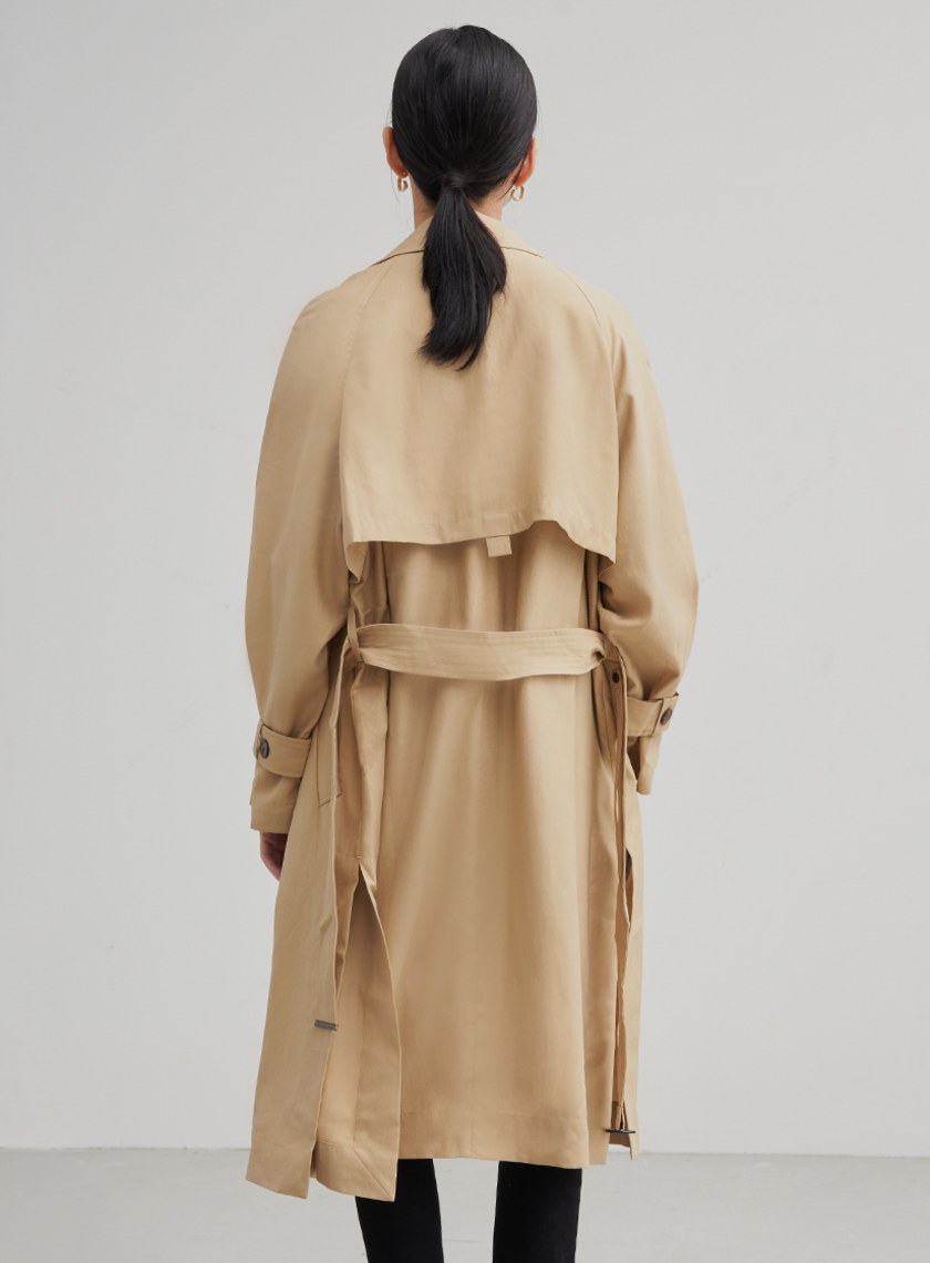 率性輕盈綁帶風衣外套