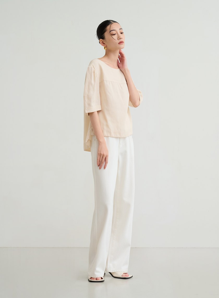 簡約空氣感圓領上衣