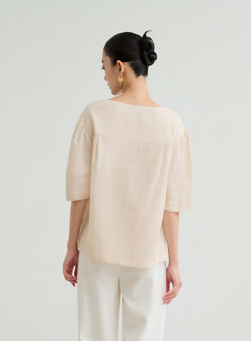 簡約空氣感圓領上衣