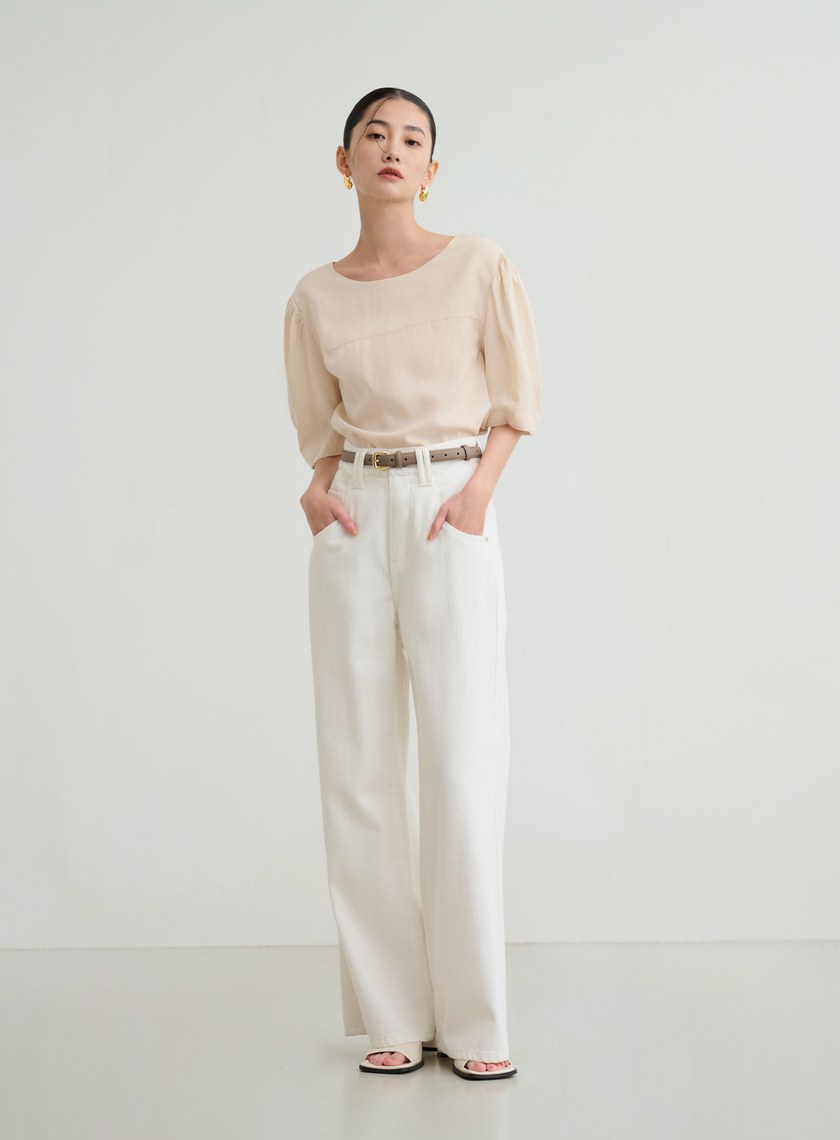 簡約空氣感圓領上衣