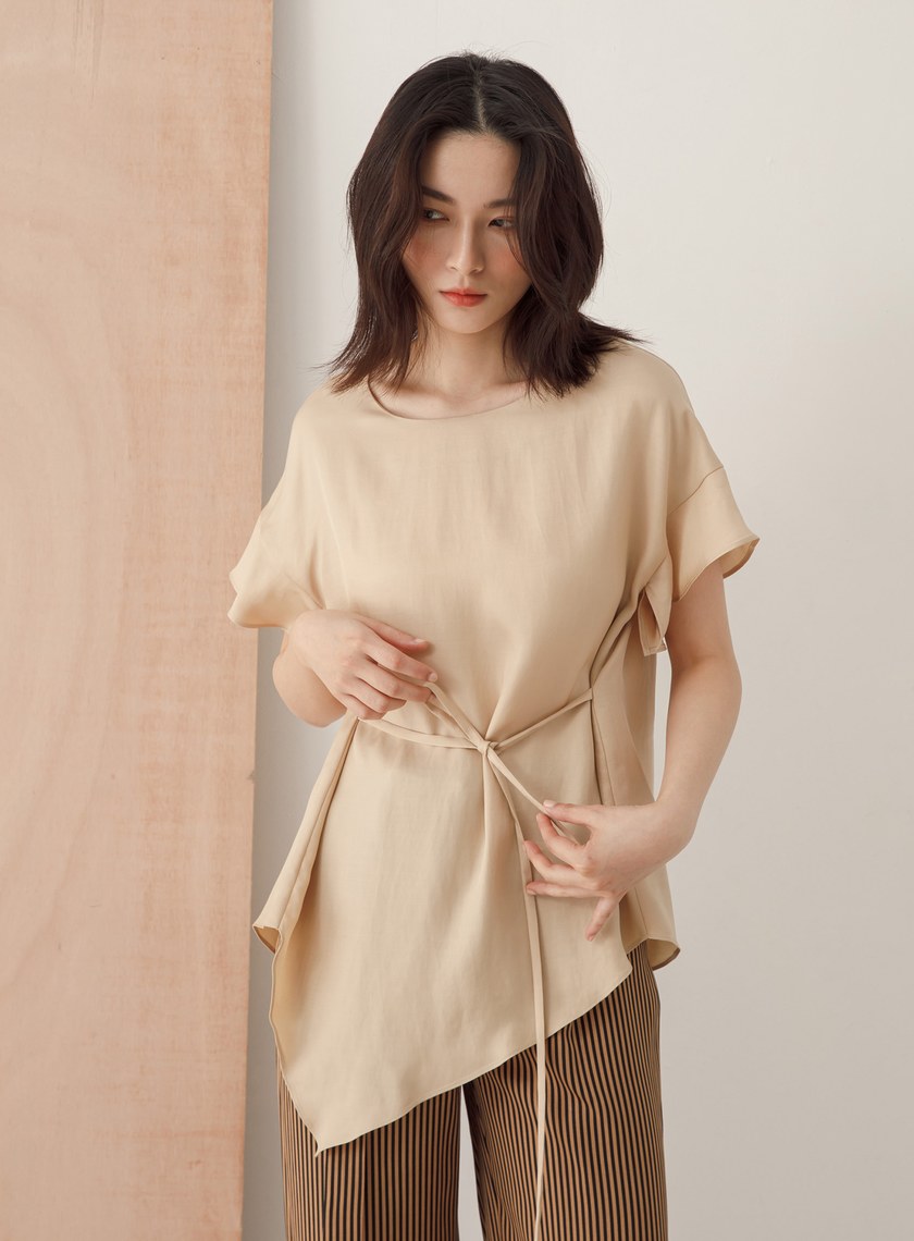 前後兩穿綁帶上衣