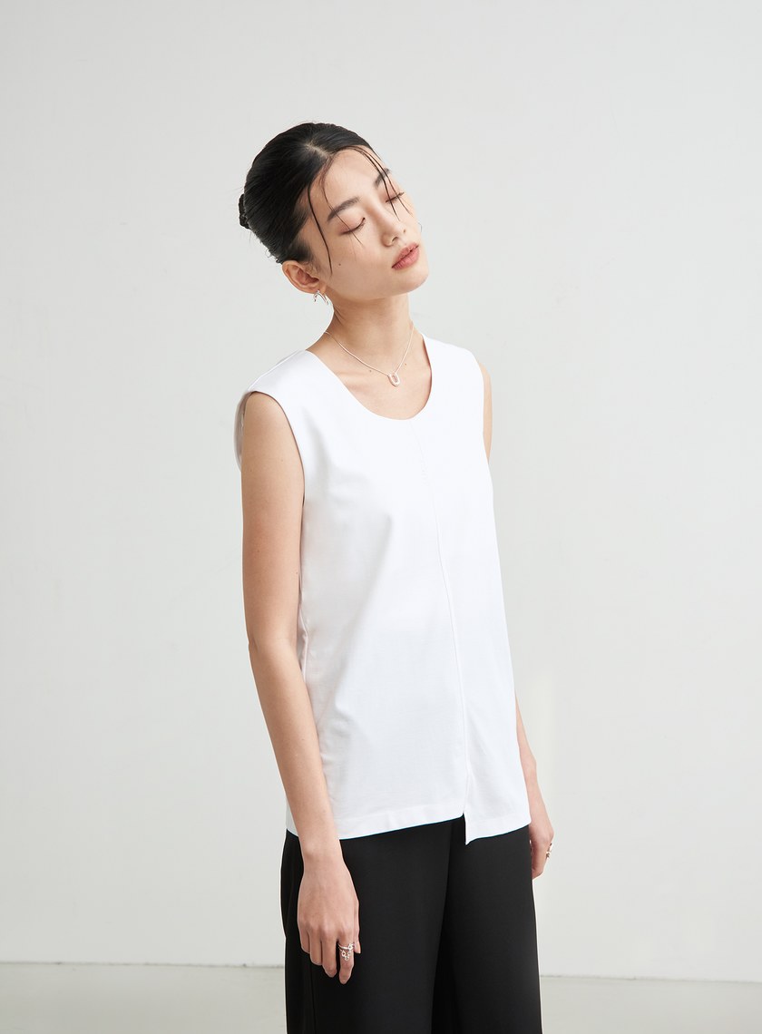 圓領刺繡無袖背心