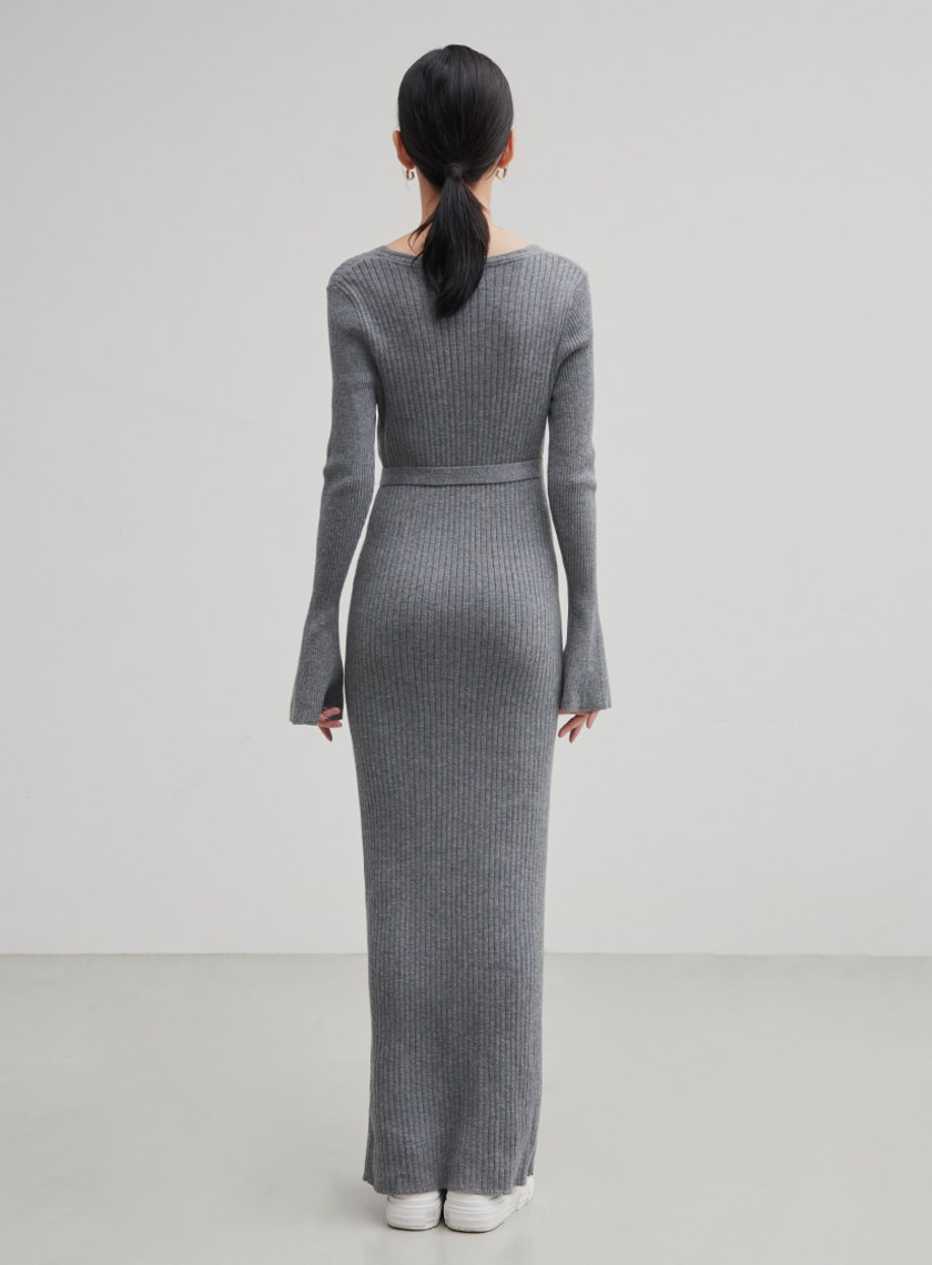 V領和身綁帶針織洋裝