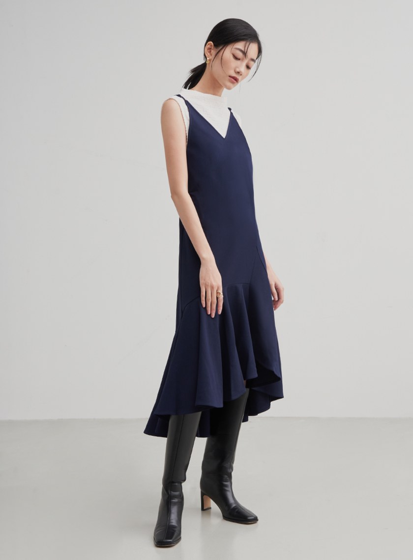 V領肩帶不對稱魚尾洋裝