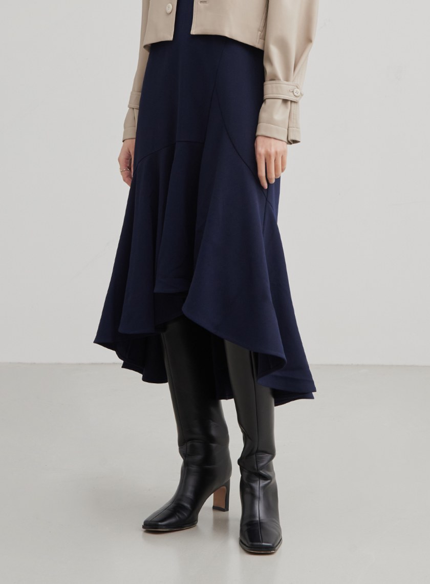 V領肩帶不對稱魚尾洋裝