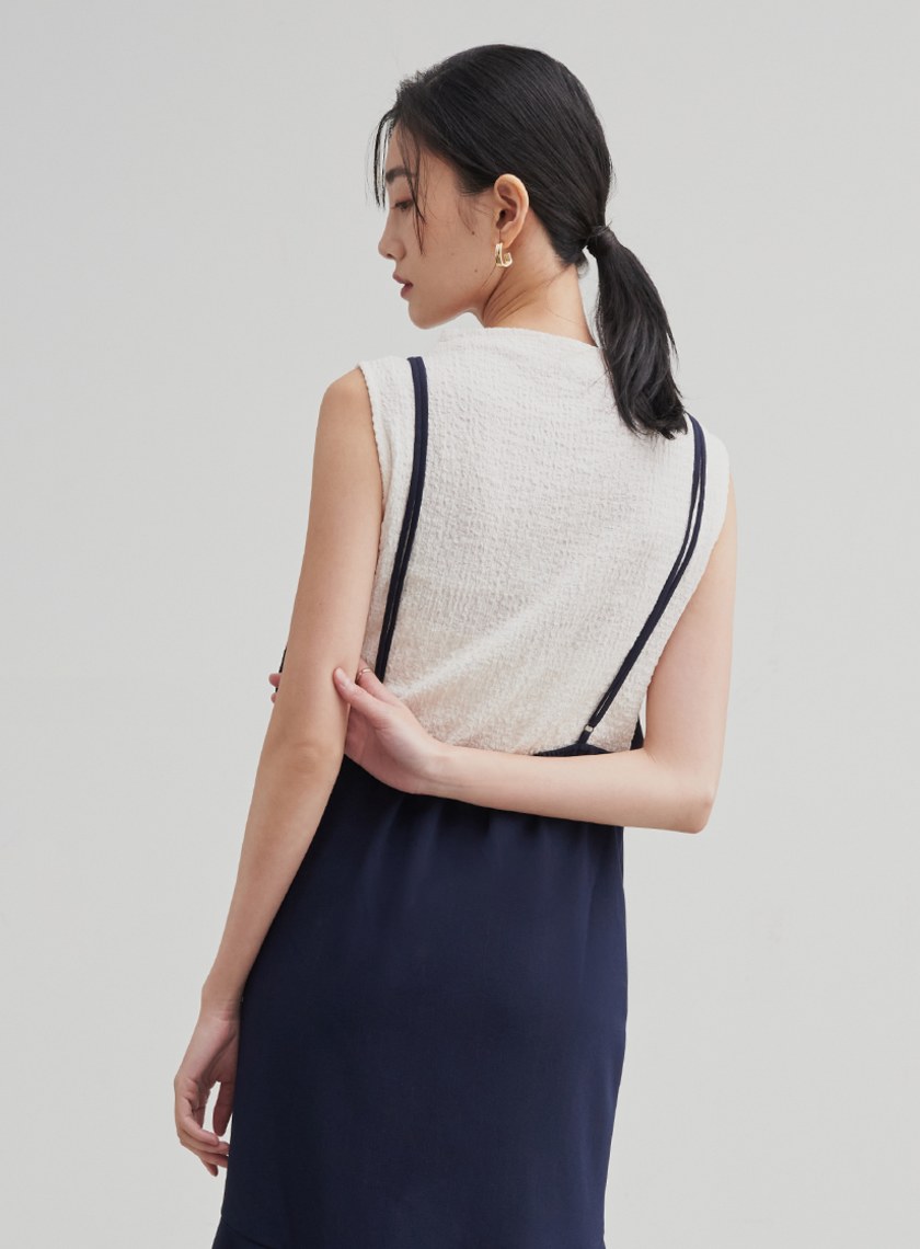 V領肩帶不對稱魚尾洋裝