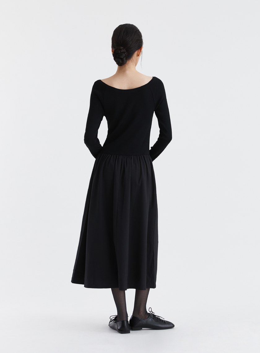 船領細羅紋抽皺長洋裝