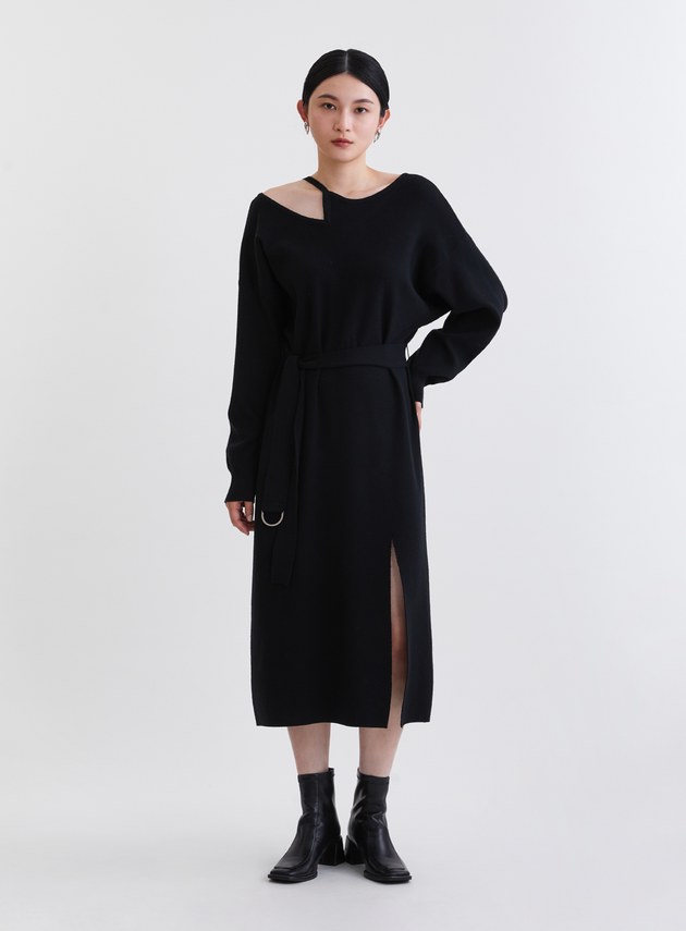 時髦挖肩造型綁帶針織洋裝