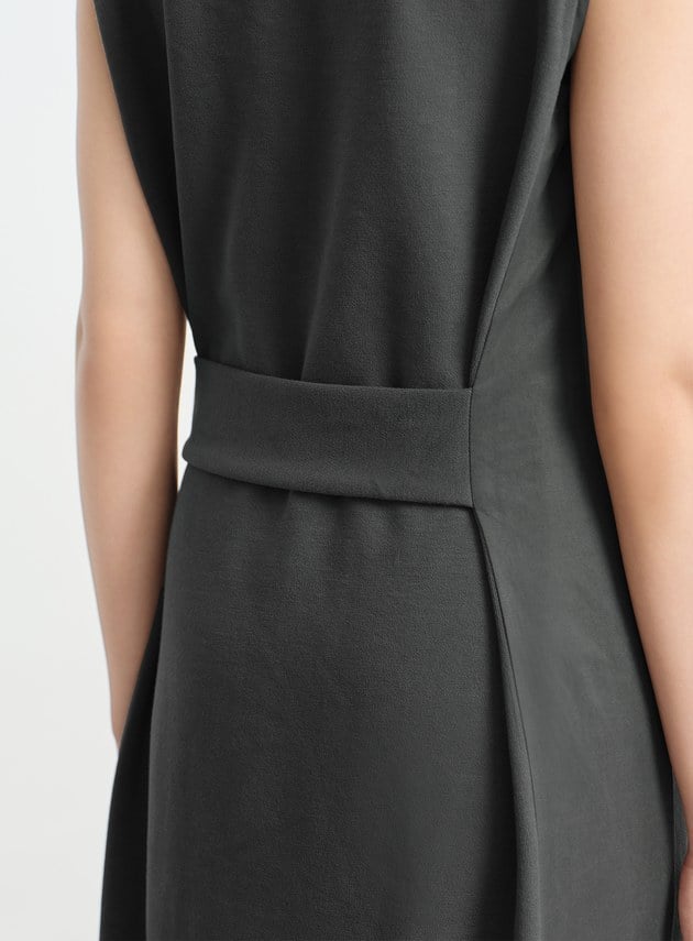 垂墜感綁帶連身裙