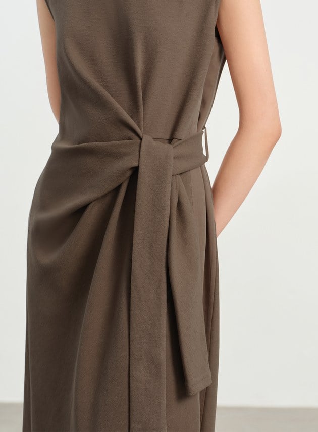 垂墜感綁帶連身裙