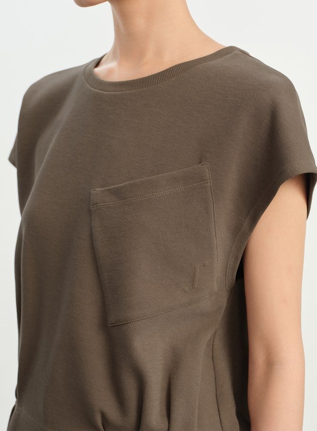 垂墜感落肩口袋上衣