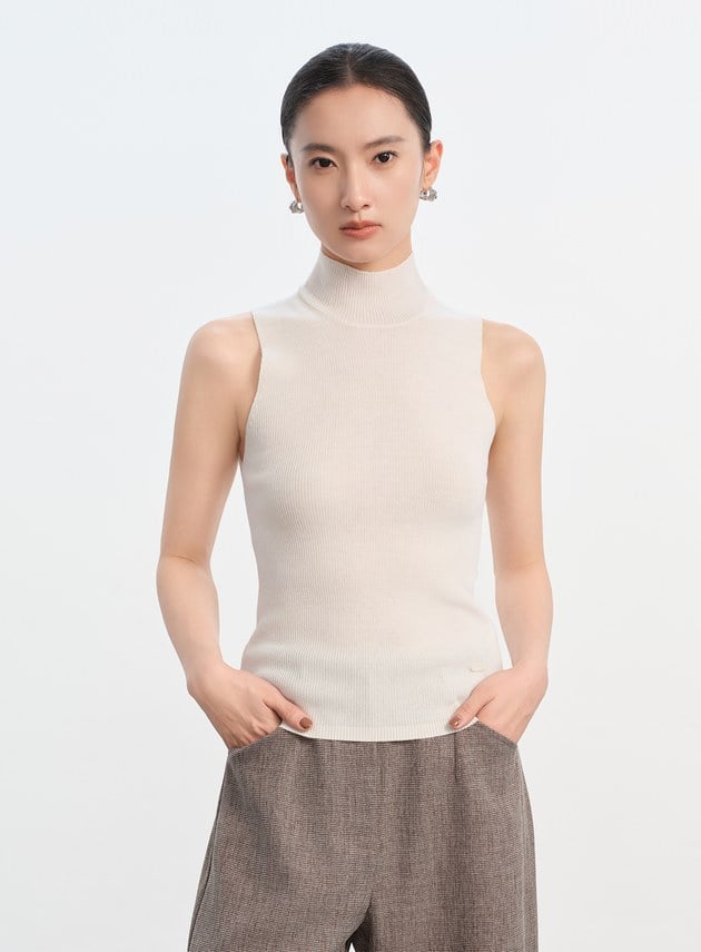 純羊毛半高領針織背心